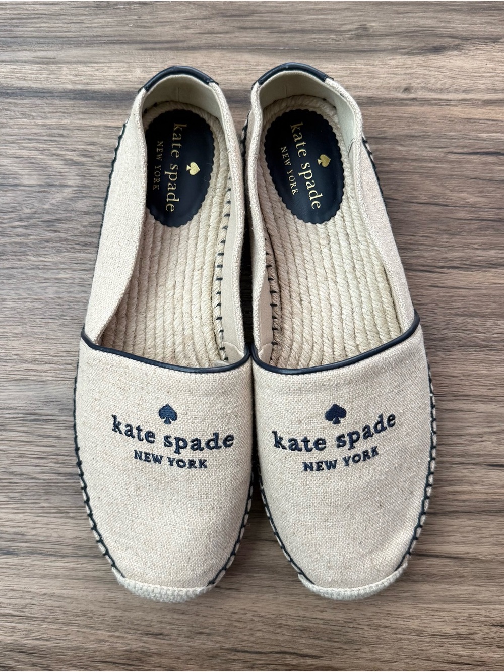 Kate Spade New York Logo Embroidered Canvas Espadrille Flats Cream Navy Sz 9.5B